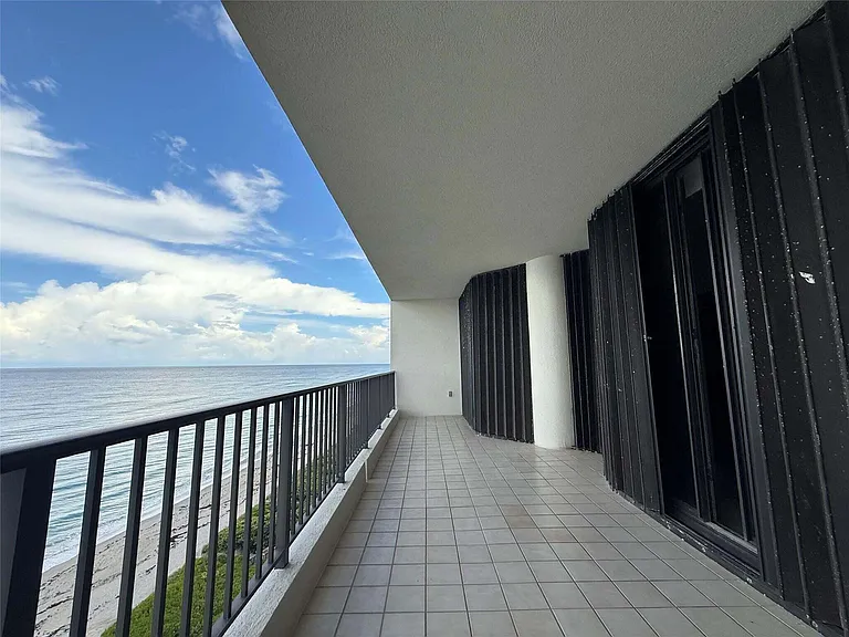 800 Ocean Dr #1104 — Photo 31