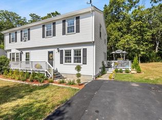 18 Rocco Dr, Blackstone, MA 01504