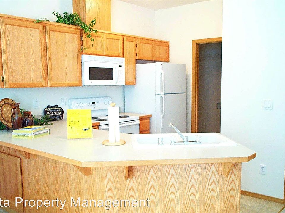 2nd image of 13605 97th Avenue Ct E APT C