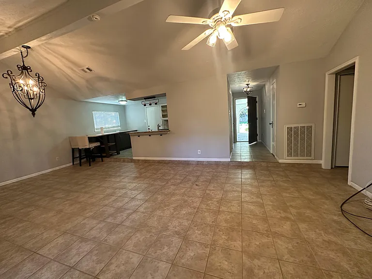 5408 Cunningham Dr — Photo 21