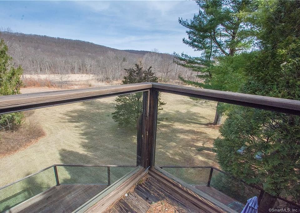 114 Litchfield Turnpike