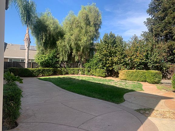 5th image of 1240 Revelle Dr