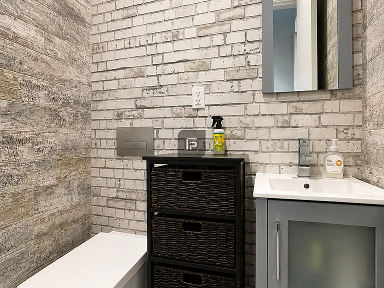 73 Veronica Pl #2B — Photo 10