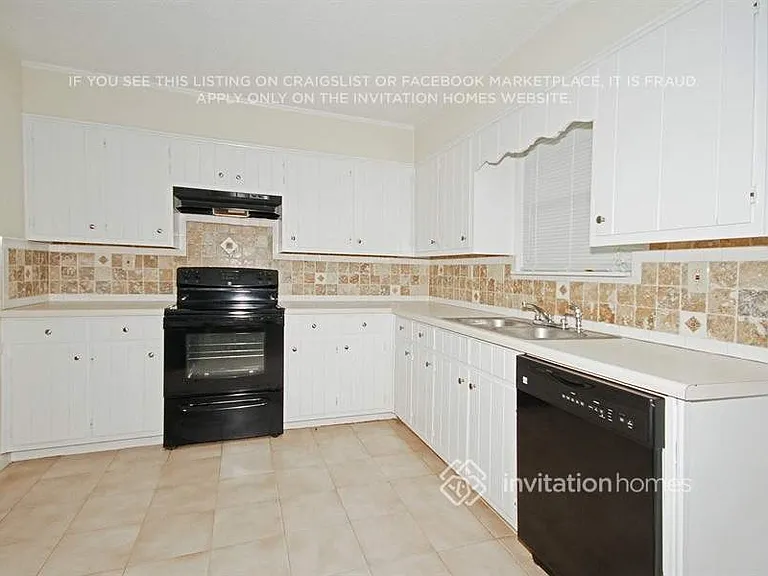 4292 Gravitt Pl — Photo 8