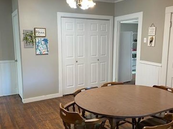 1915 Bennett St APT 1, Dubuque, IA 52001