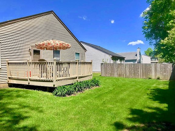 2nd image of 2500 Creekwillow Pl