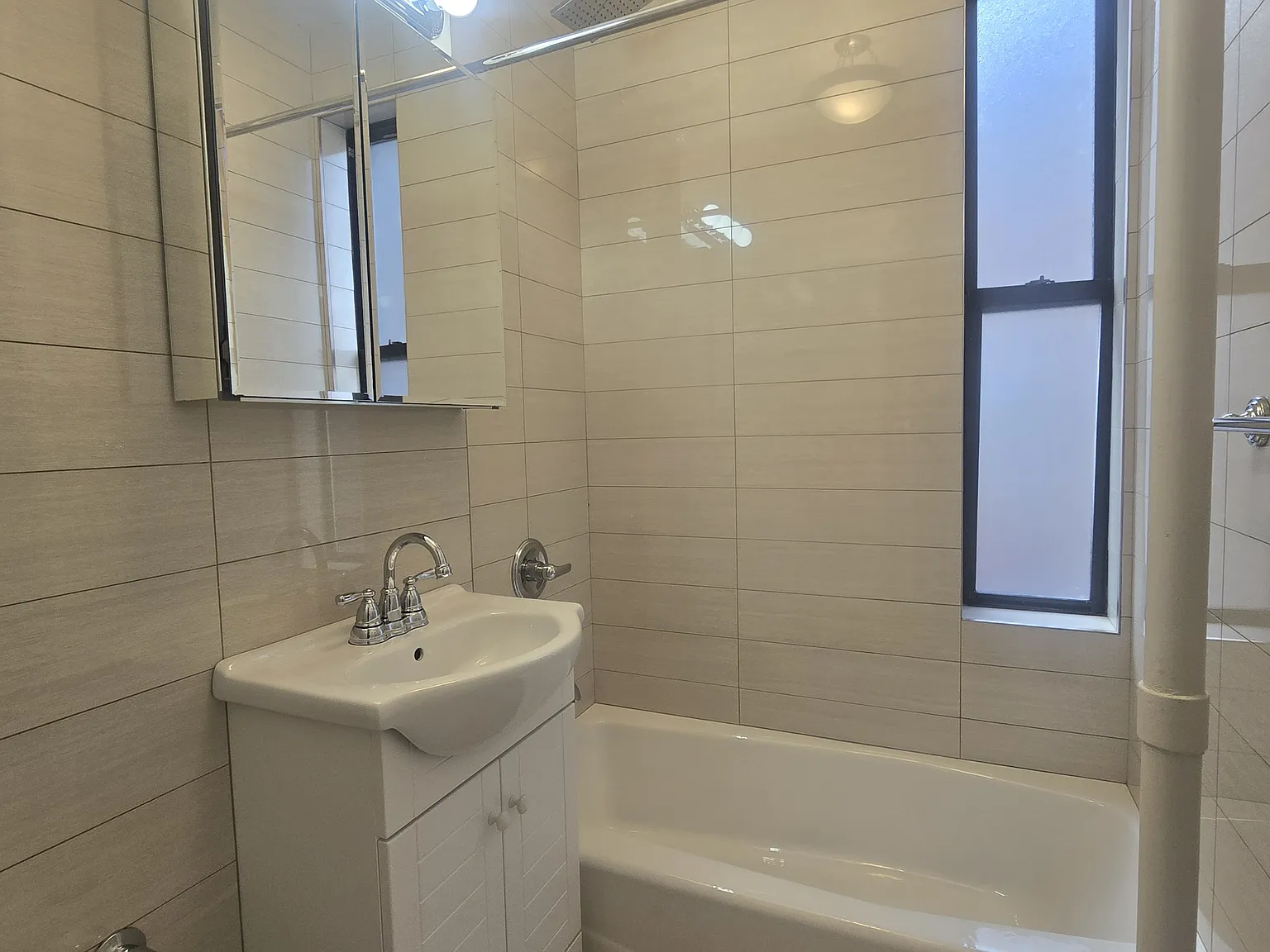 509 Cathedral Parkway — Photo 4