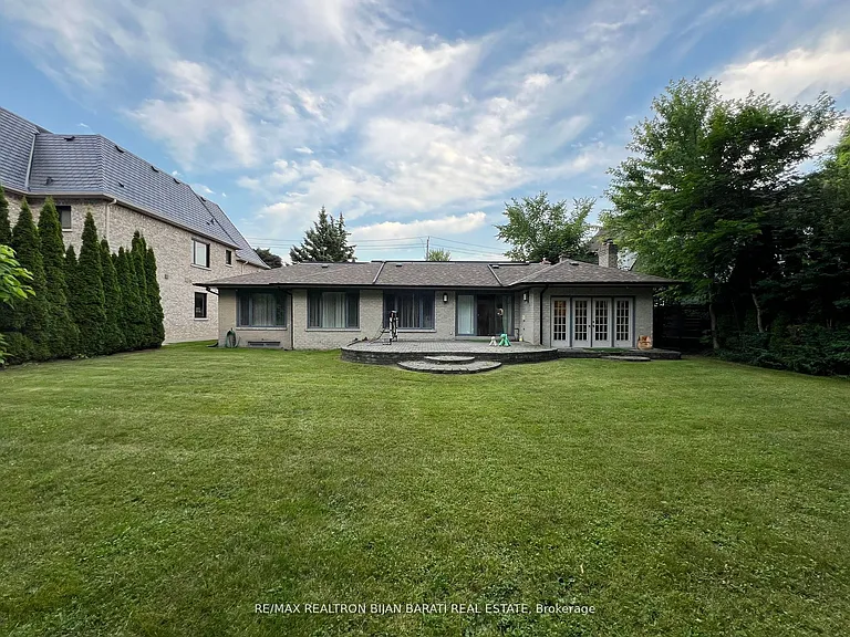 58 Heathcote Ave — Photo 1