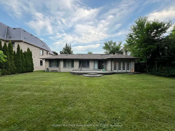 58 Heathcote Ave, Toronto, ON M2L 1Z1