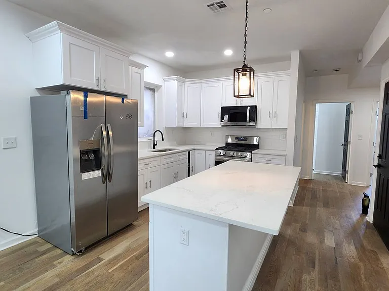 696 Dr Martin Luther King Jr Blvd #2 — Photo 3