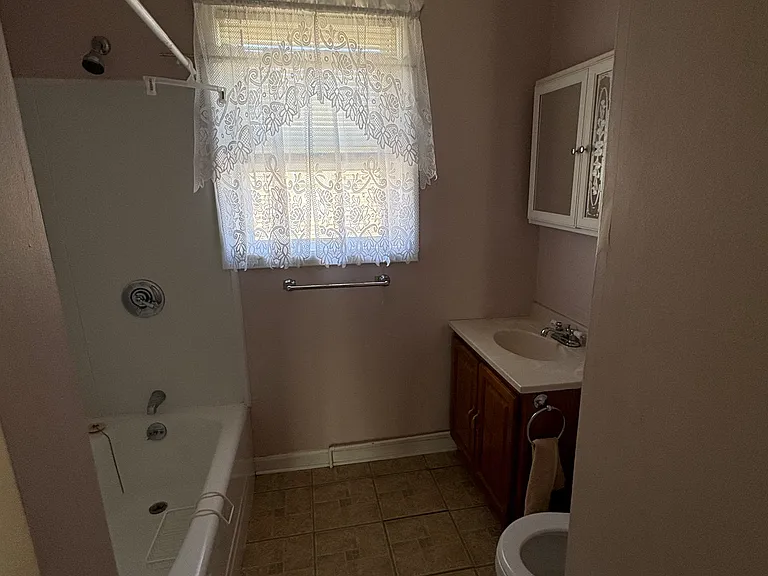 268 Palmer St — Photo 5