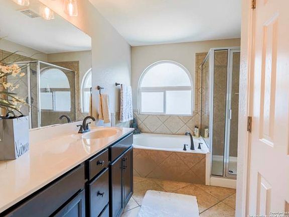 master bathroom/shower and tub