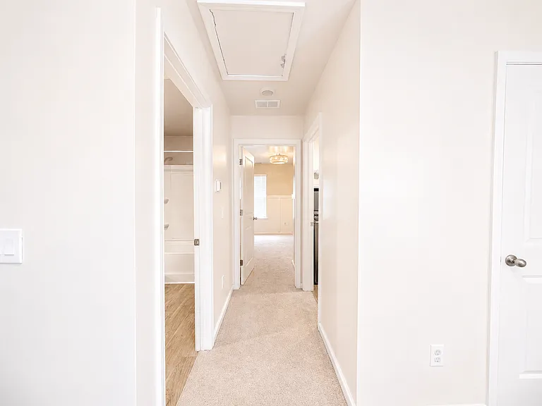 169 Oakwood Blvd — Photo 11