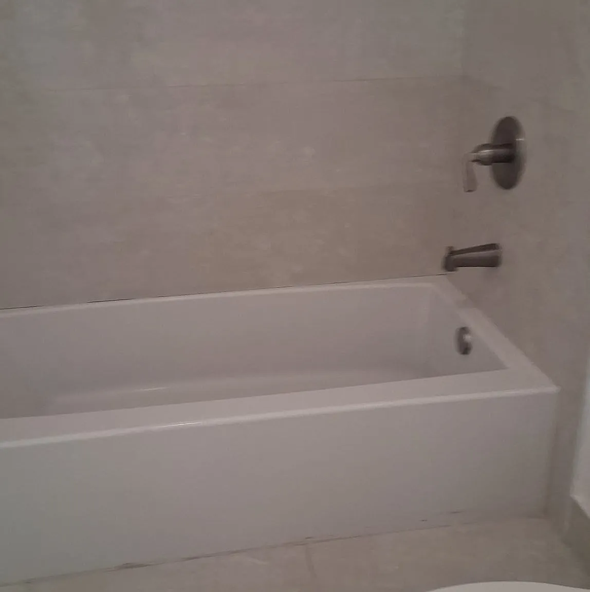 3 bed, 1170 sqft, $3,300 — Photo 2