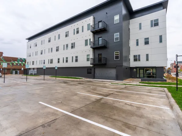 The Delaware - Luxury Apartment's in Mason City!