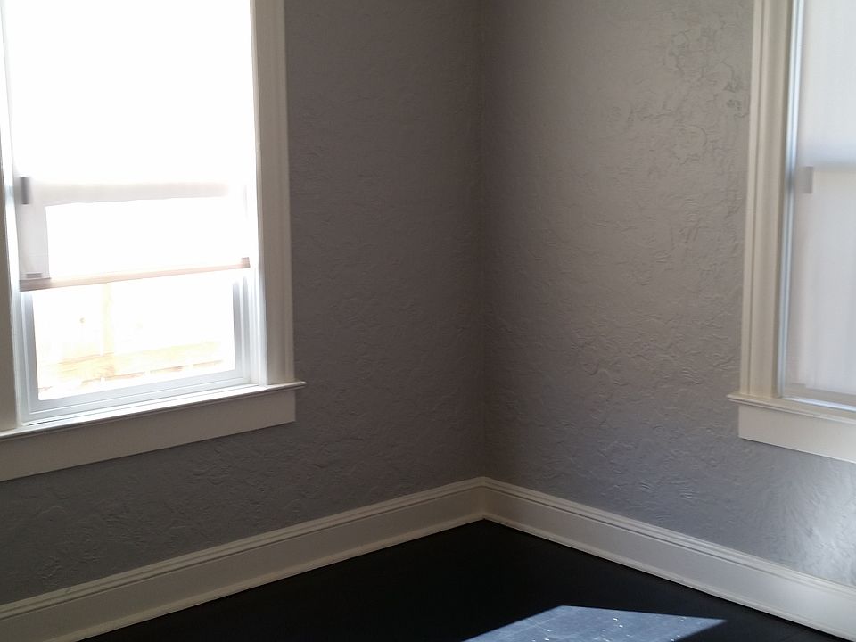 1st image of 135 E Alhambra Ave