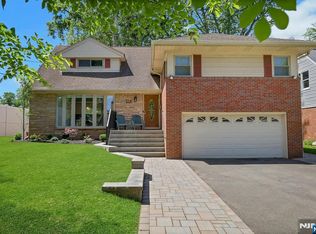 514 Rutland Ave, Teaneck, NJ 07666