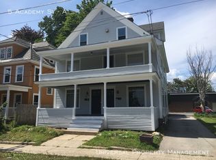 5 Academy St #A, Rochester, NH 03867