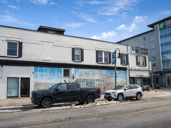 64 Simcoe St N, Oshawa, ON