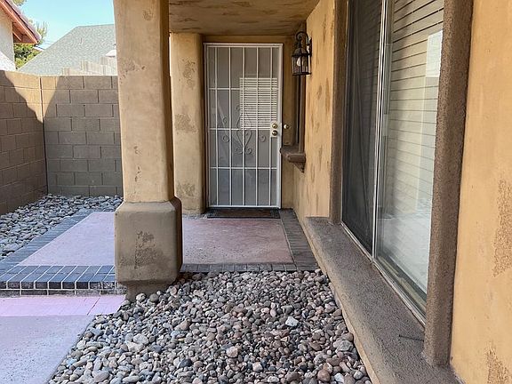 3rd image of 4324 Faberge Ave
