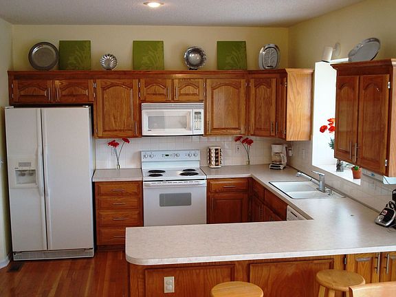 5th image of 14904 Walmer St
