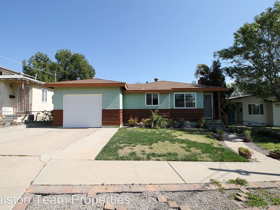 1st image of 2327 Sea Breeze Dr