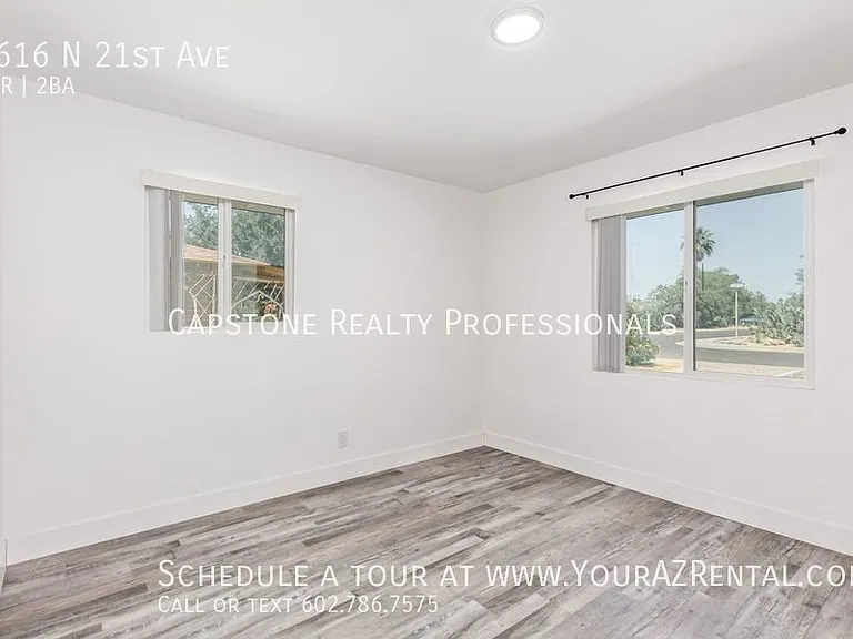 3616 N 21st Ave — Photo 13