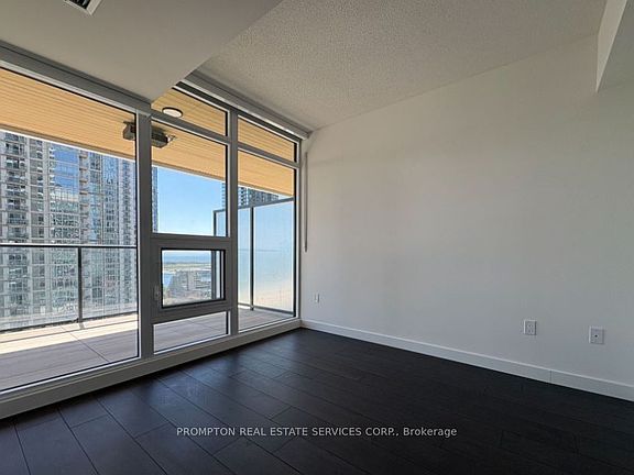 4th image of 1 Concord Cityplace Way #2007