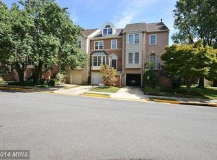 3857 Inverness Rd, Fairfax, VA 22033