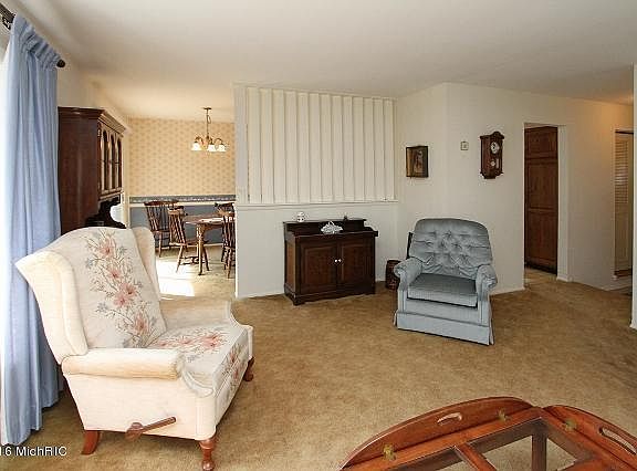 3rd image of 5523 Cheshire St