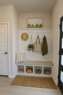 Photo shown is of a staged model home and should be used for illustration purposes only. Actual hom