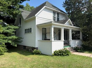 2129 4th St, Eau Claire, WI 54703