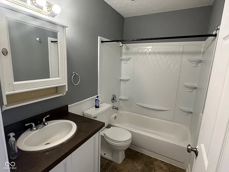 7890 Benjamin Dr — Photo 9