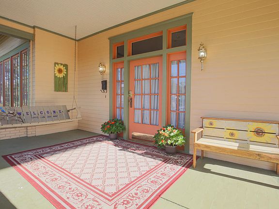 4th image of 4338 Lafayette St