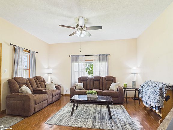 4th image of 1103 N Traul Ave