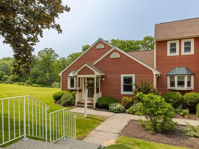 111 Katie Lane, Dover, NH, 03820