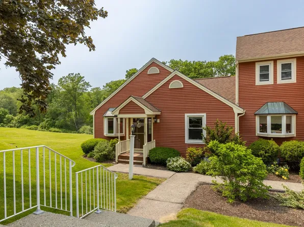 111 Katie Lane, Dover, NH 03820