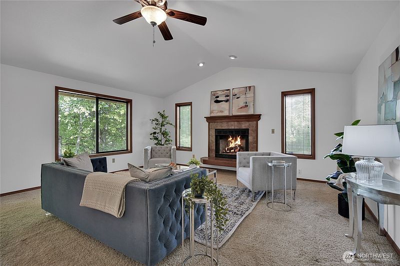 4th image of 14006 SE 158th Street