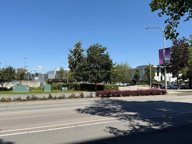 7040 Granville Ave #1008 — Photo 12