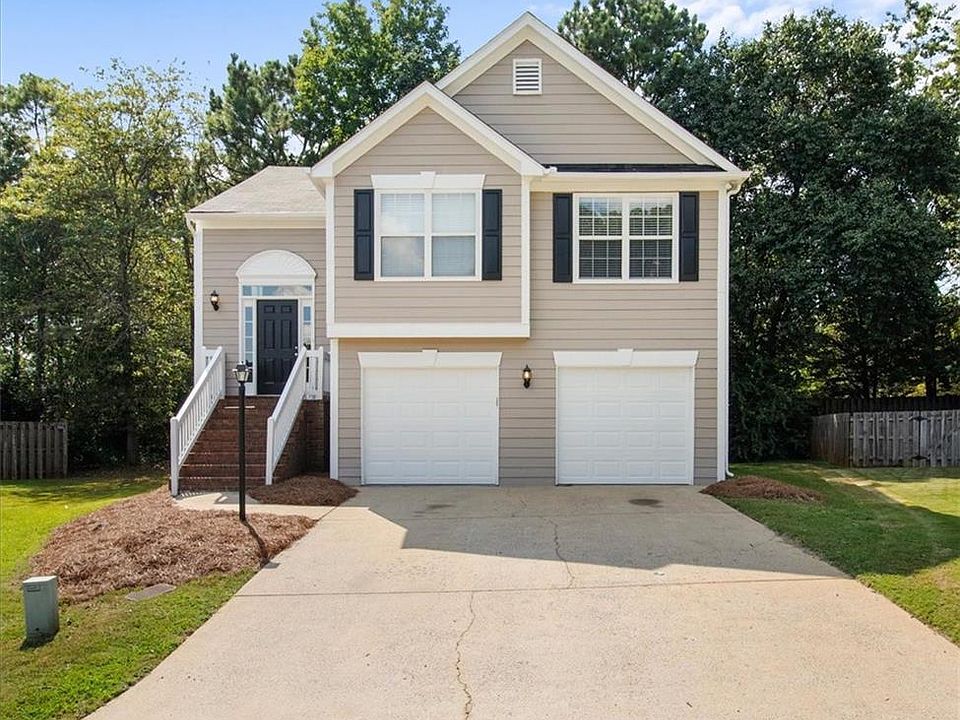 1st image of 1871 Chardin Way