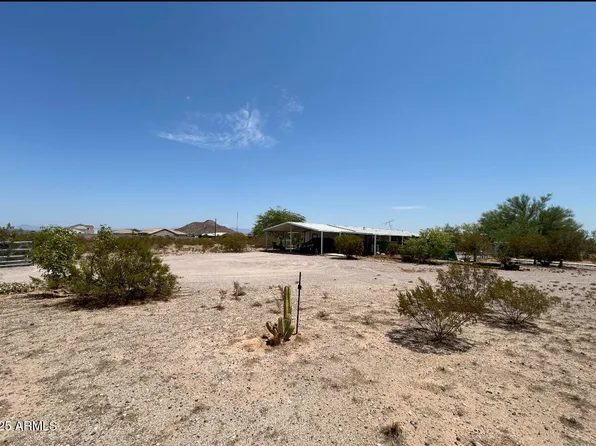 2249 W DANIEL Road, San Tan Valley, AZ 85144