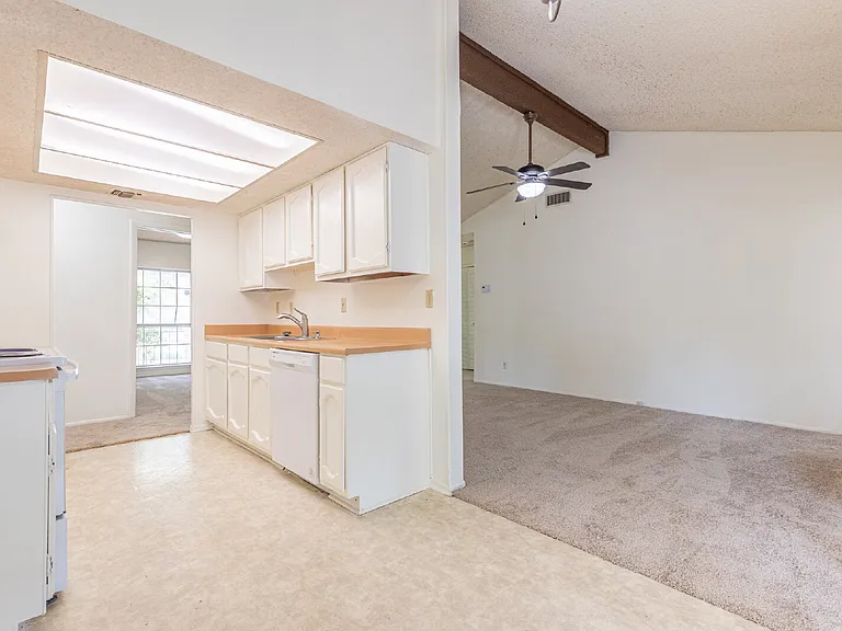 8127 Babe Ruth St — Photo 13