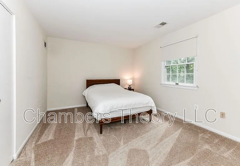 8504 Shadeway Pl — Photo 15