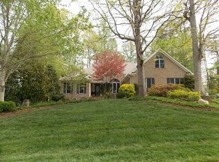 6517 Brookstone Dr, Whitsett, NC 27377