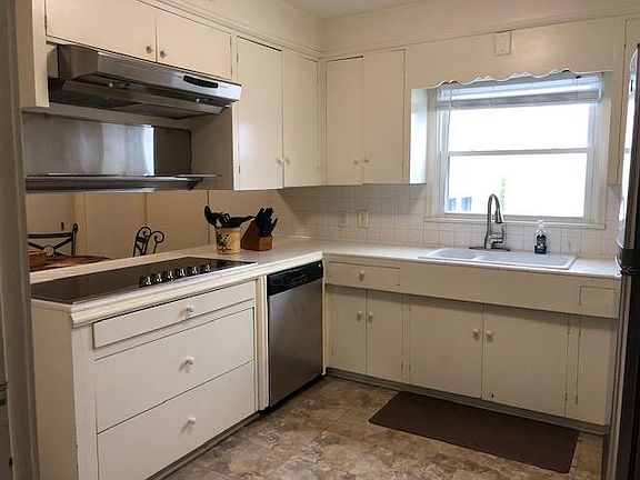 5th image of 4119 Avenue T #Up