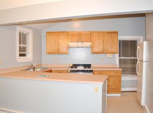 4 Beacon St #3, Hyde Park, MA 02136