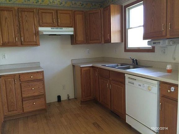 5th image of 56813 Meadow Glen Dr