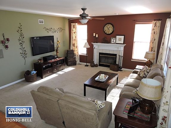 5th image of 340 Thornwood Way