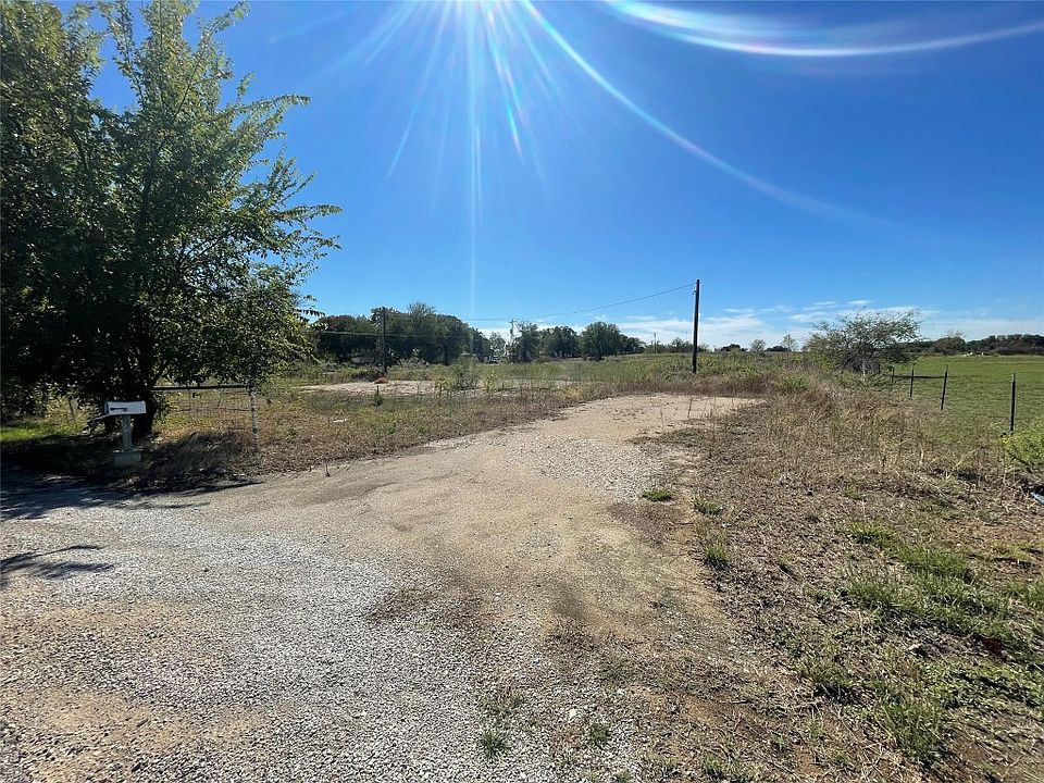 1st image of 111 County Road 1303