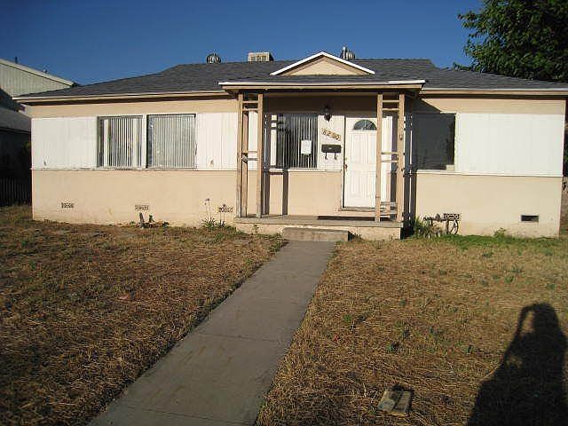 1st image of 8200 Whitsett Ave